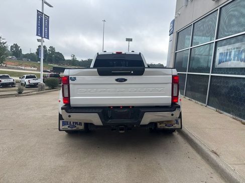 Certified 2022 Ford F350 Lariat w/ Lariat Ultimate Package AWD/4WD image 6