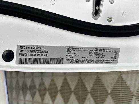 New 2026 Jeep Grand Wagoneer L 2WD image 19