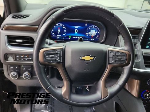 Used 2023 Chevrolet Suburban High Country w/ Advanced Technology Package AWD/4WD image 15