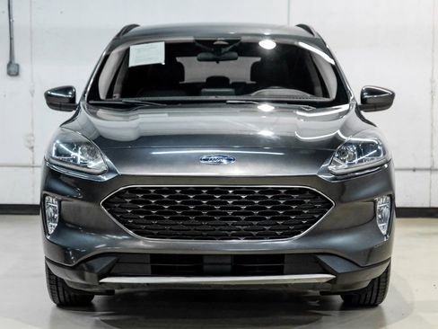 Used 2020 Ford Escape SEL image 5