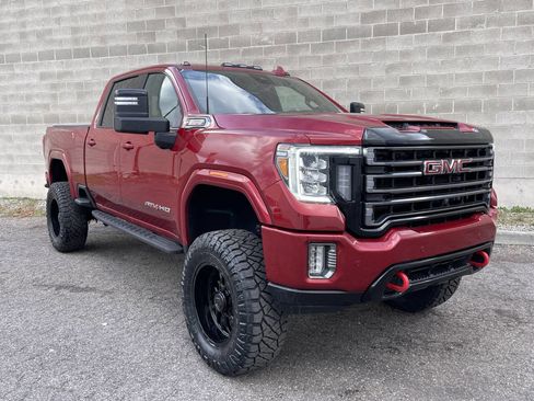 Used 2022 GMC Sierra 2500 AT4 w/ AT4 Premium Plus Package image 3