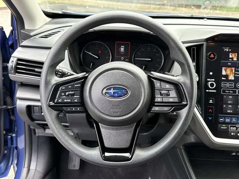 Used 2025 Subaru Crosstrek 2.5i Premium AWD/4WD image 18