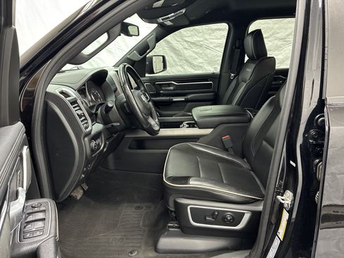 Used 2020 RAM 1500 Laramie AWD/4WD image 14