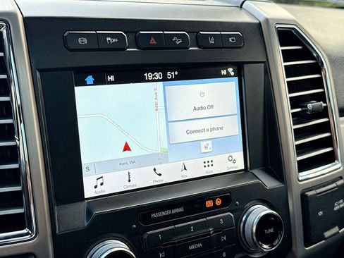 Used 2018 Ford F250 Platinum w/ Platinum Ultimate Package image 15