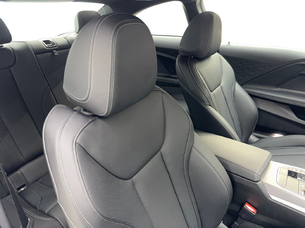 Used 2026 BMW 230i Coupe RWD image 40
