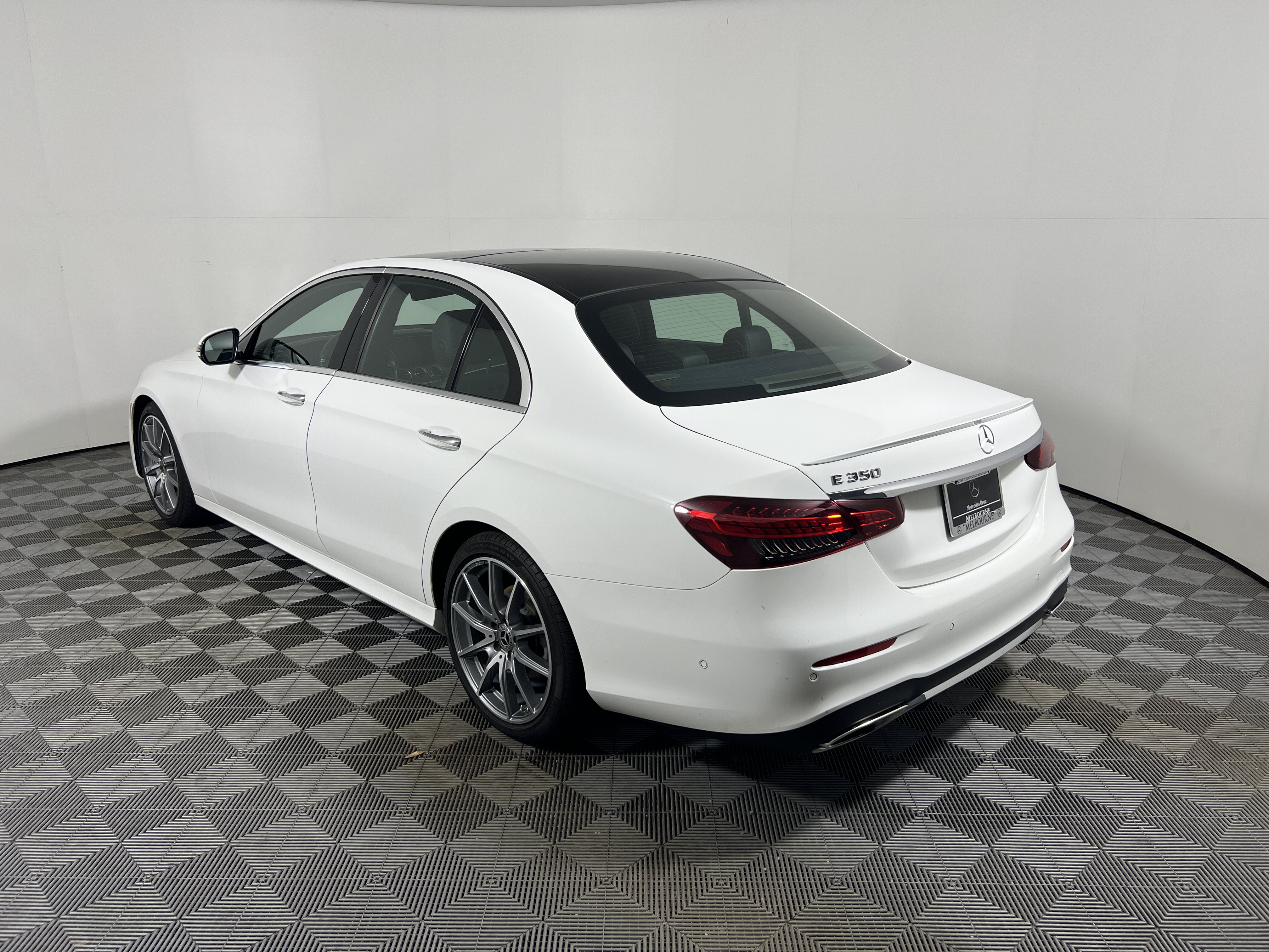 Certified 2022 Mercedes-Benz E 350 Sedan image 3