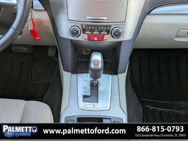 Used 2014 Subaru Outback 2.5i Premium AWD/4WD image 18