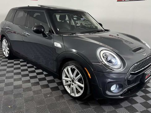 Used 2019 MINI Cooper Clubman S w/ Premium Package FWD image 9