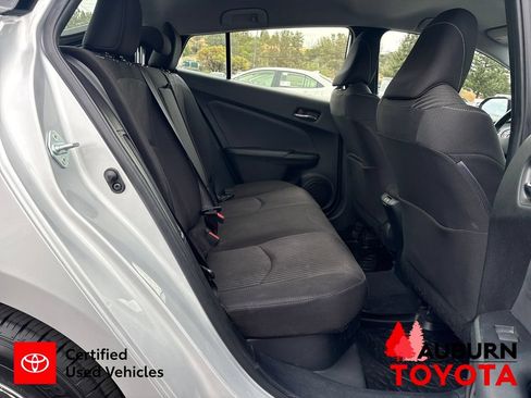 Certified 2020 Toyota Prius Prime LE FWD image 28