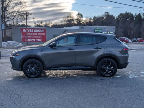 Used 2024 Dodge Hornet R/T w/ R/T Blacktop Package image 7