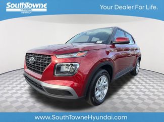 Used 2024 Hyundai Venue SE video 1