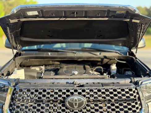 Used 2020 Toyota Tundra SR5 w/ TRD Off-Road Package image 49