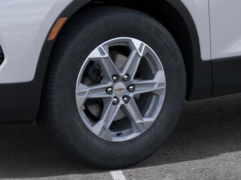 New 2025 Chevrolet Blazer LT image 9