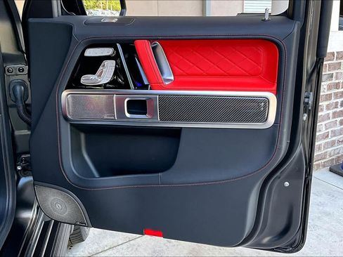 Used 2025 Mercedes-Benz G 63 AMG 4MATIC image 23