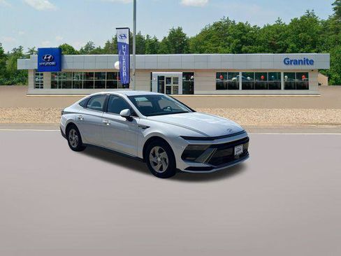 New 2026 Hyundai Sonata SE FWD image 3