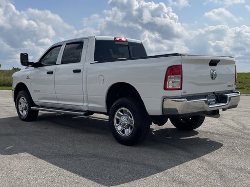 Used 2022 RAM 3500 Tradesman image 27
