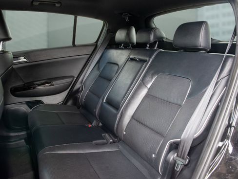 Used 2020 Kia Sportage SX image 12