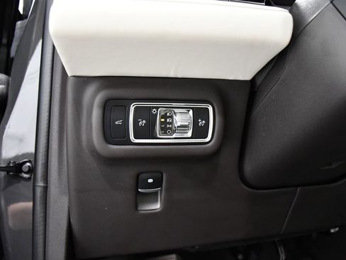 Used 2024 Lincoln Nautilus Black Label image 11