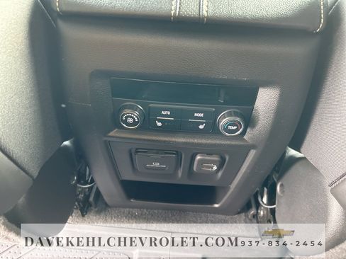 Used 2022 Chevrolet Traverse Premier w/ Redline Edition image 20