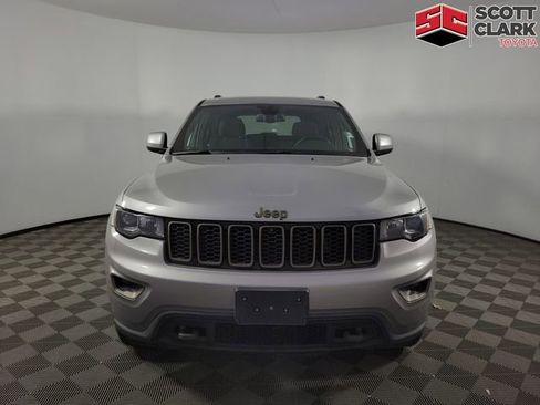 Used 2016 Jeep Grand Cherokee Laredo 75th Anniversary AWD/4WD image 2
