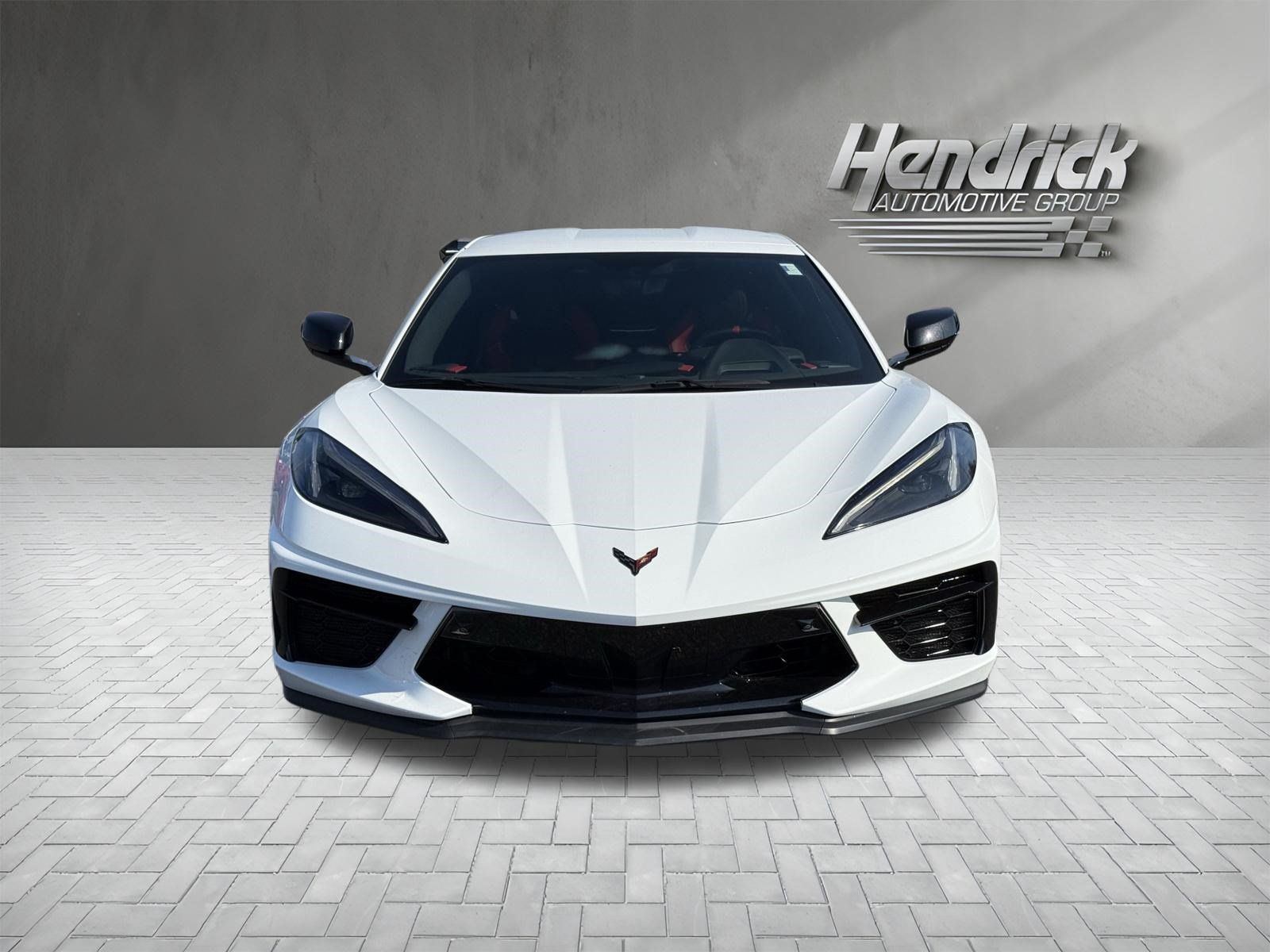 Used 2021 Chevrolet Corvette Stingray Preferred Cpe w/ Z51 Performance Package RWD image 3