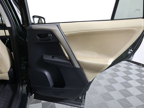 Used 2013 Toyota RAV4 XLE image 21