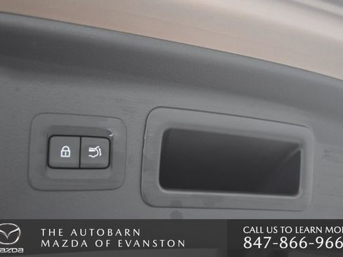 Used 2025 MAZDA CX-70 Plug-In Hybrid w/ Premium Plus image 35