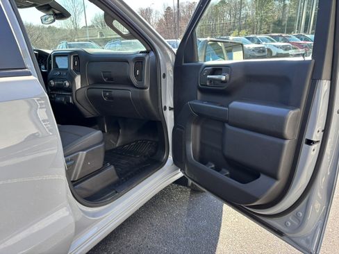 Used 2024 GMC Sierra 1500 Pro w/ Pro Value Package image 43