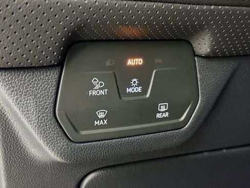 New 2026 Volkswagen Atlas SE image 10