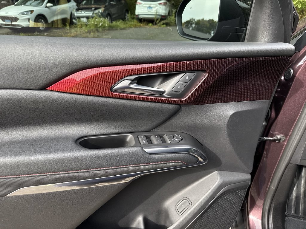 Used 2024 Chevrolet Traverse Z71 AWD/4WD image 13