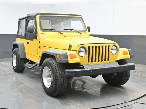 Used 2006 Jeep Wrangler X AWD/4WD image 2