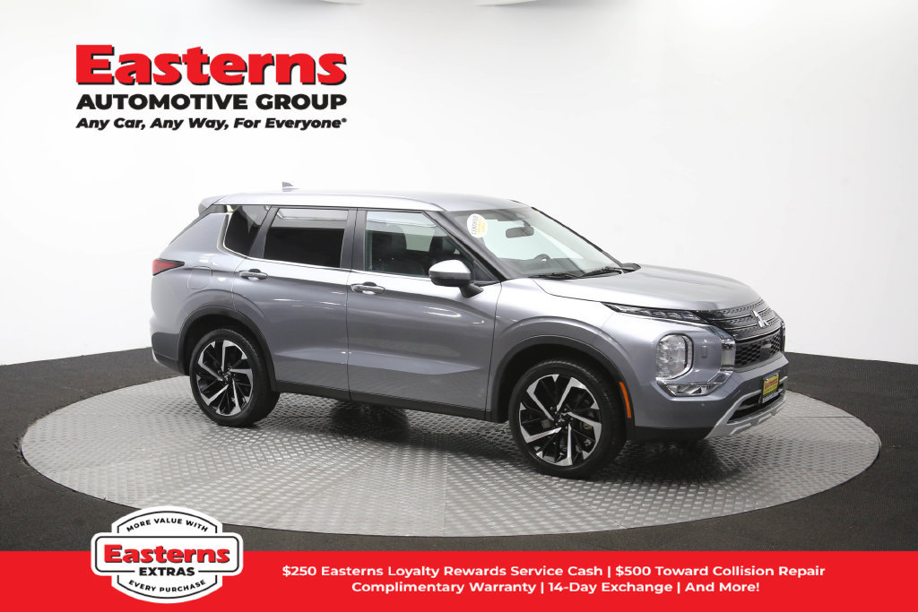 Used 2024 Mitsubishi Outlander SE AWD/4WD image 49