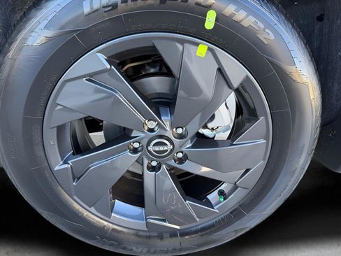 New 2026 Nissan Rogue SV image 31