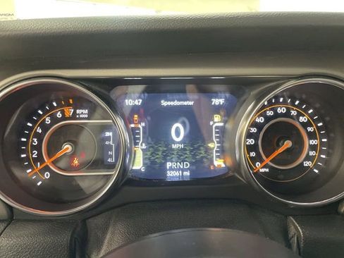 Used 2021 Jeep Gladiator Willys image 15