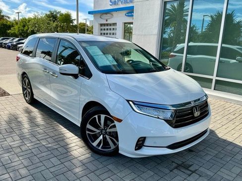 Certified 2022 Honda Odyssey Touring image 1
