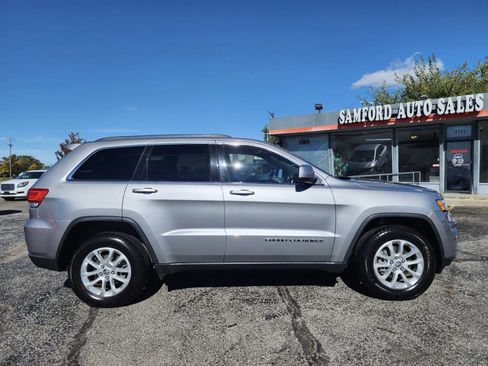 Used 2017 Jeep Grand Cherokee Laredo w/ Quick Order Package 23E image 10
