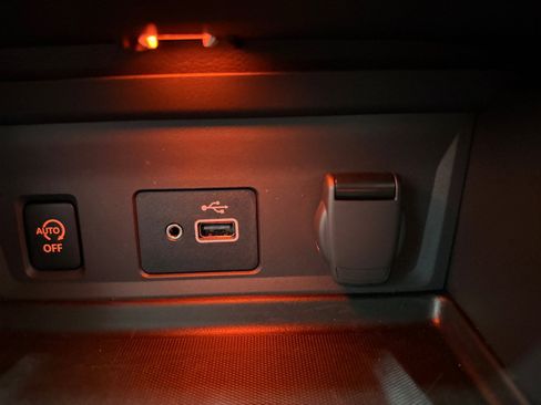 Used 2025 Nissan Sentra S FWD image 20