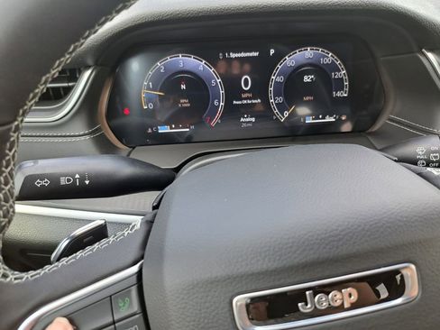 New 2026 Jeep Grand Cherokee Laredo X image 12