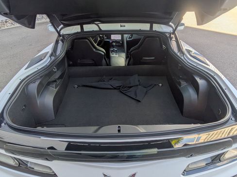 Used 2017 Chevrolet Corvette Z06 RWD image 28