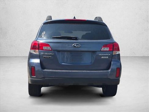 Used 2014 Subaru Outback 2.5i Premium AWD/4WD image 6