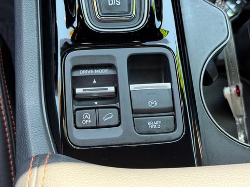 Used 2024 Honda Pilot TrailSport image 26