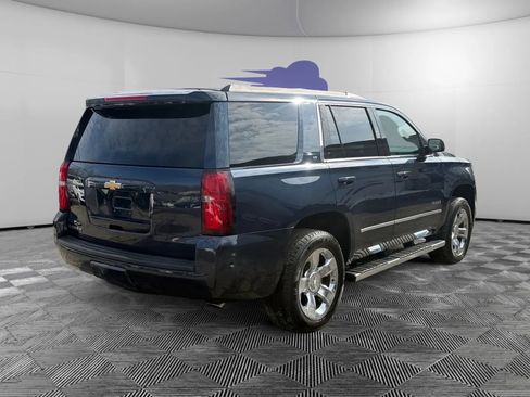Used 2018 Chevrolet Tahoe LT w/ LT Signature Package image 5