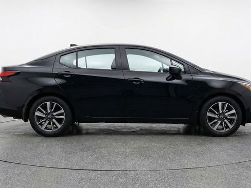 Used 2025 Nissan Versa SV image 11