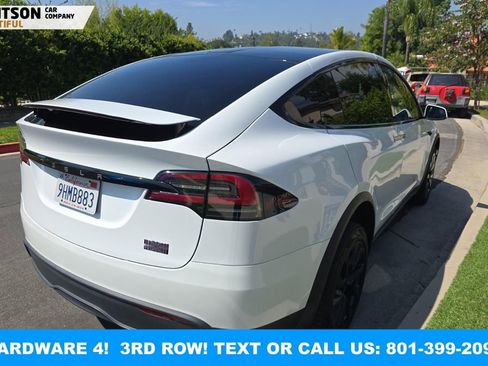 Used 2023 Tesla Model X Plaid image 10