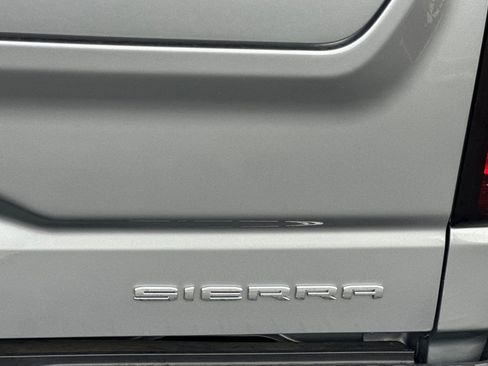 Used 2024 GMC Sierra 1500 Denali AWD/4WD image 51