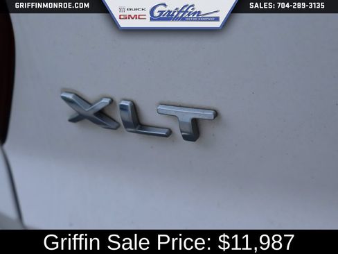 Used 2016 Ford Explorer XLT w/ Equipment Group 202A FWD image 15