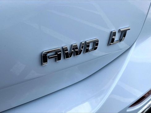 Used 2020 Chevrolet Equinox LT image 24