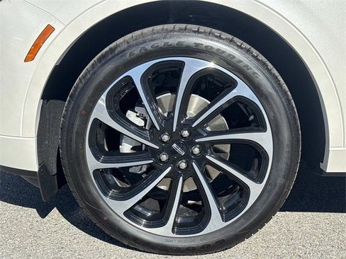 New 2026 Lincoln Nautilus Black Label image 7