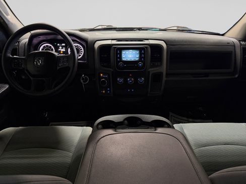 Used 2019 RAM 1500 Express AWD/4WD image 17