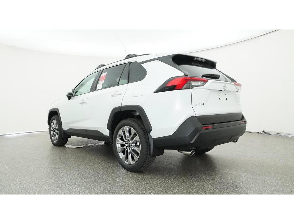 Used 2025 Toyota RAV4 XLE Premium FWD image 27